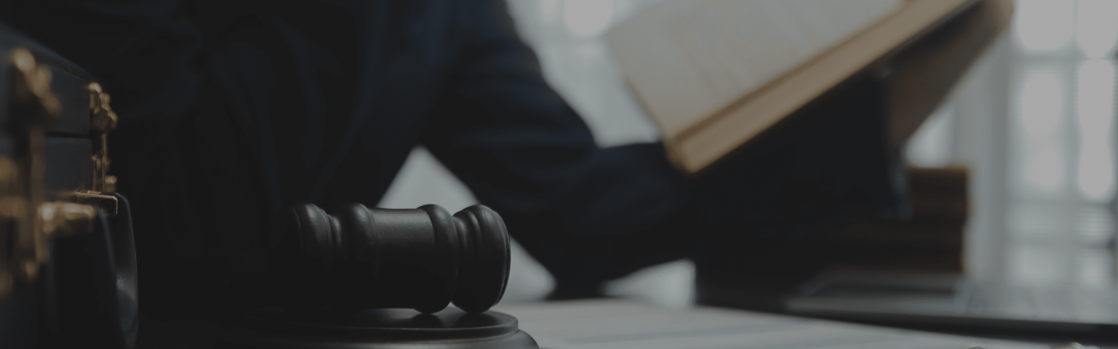 성범죄무고 대응센터 헤더 배경